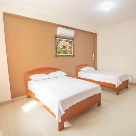 Shilcayo Comfort Hospedaje Hotel ตาราโปโต ภายนอก รูปภาพ