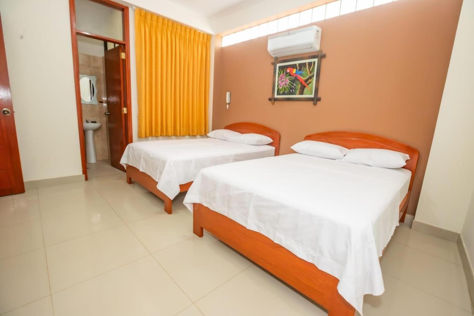 Shilcayo Comfort Hospedaje Hotel ตาราโปโต ภายนอก รูปภาพ